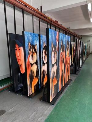 IP-серия ️ универсальный LED-постер размером 640x1920 мм с высокой частотой обновления и беспроводным управлением