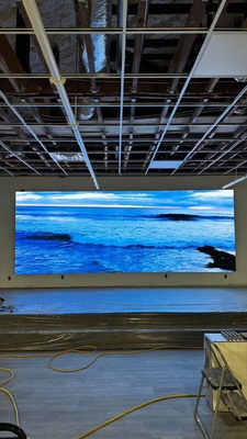 LED-дисплей серии BUD: преобразуйте помещения с помощью Ultra HD-ясности, бесшовного обслуживания и исключительной надежности